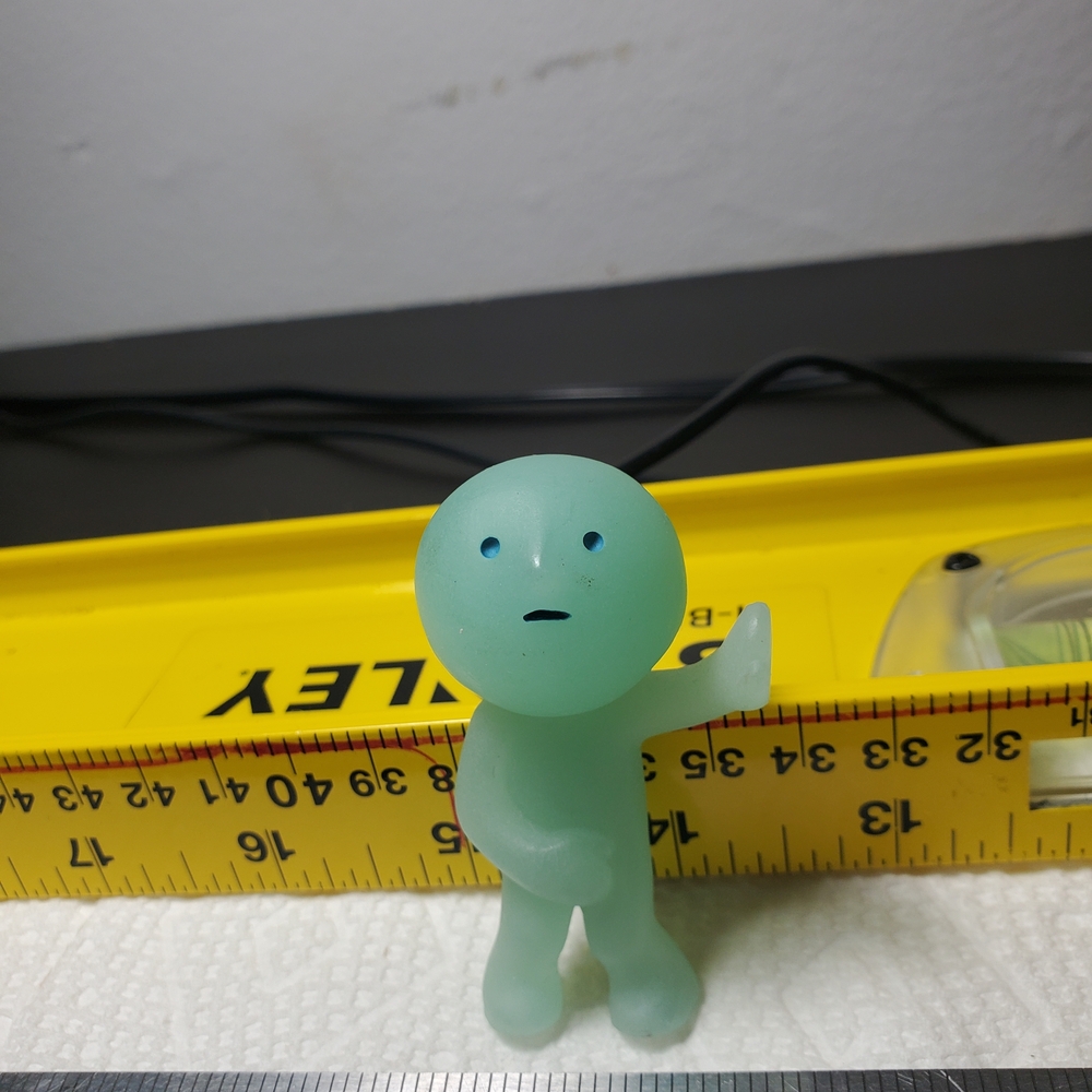 Dreams Smiski Glow in The Dark Figure, Toilet Series, 1 Pack